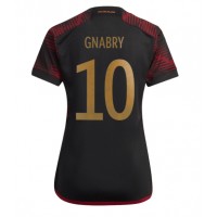 Camiseta Alemania Serge Gnabry #10 Visitante Equipación para mujer Mundial 2022 manga corta